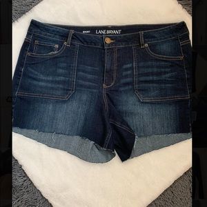 Lane Bryant women’s plus size dark wash shorts (B)